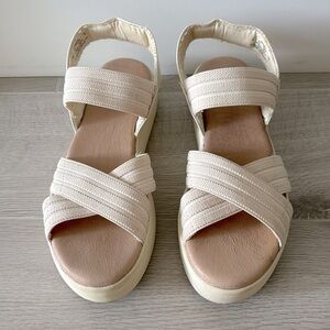 Sperry Bayou Plush-step Platform Women Sandals size US7